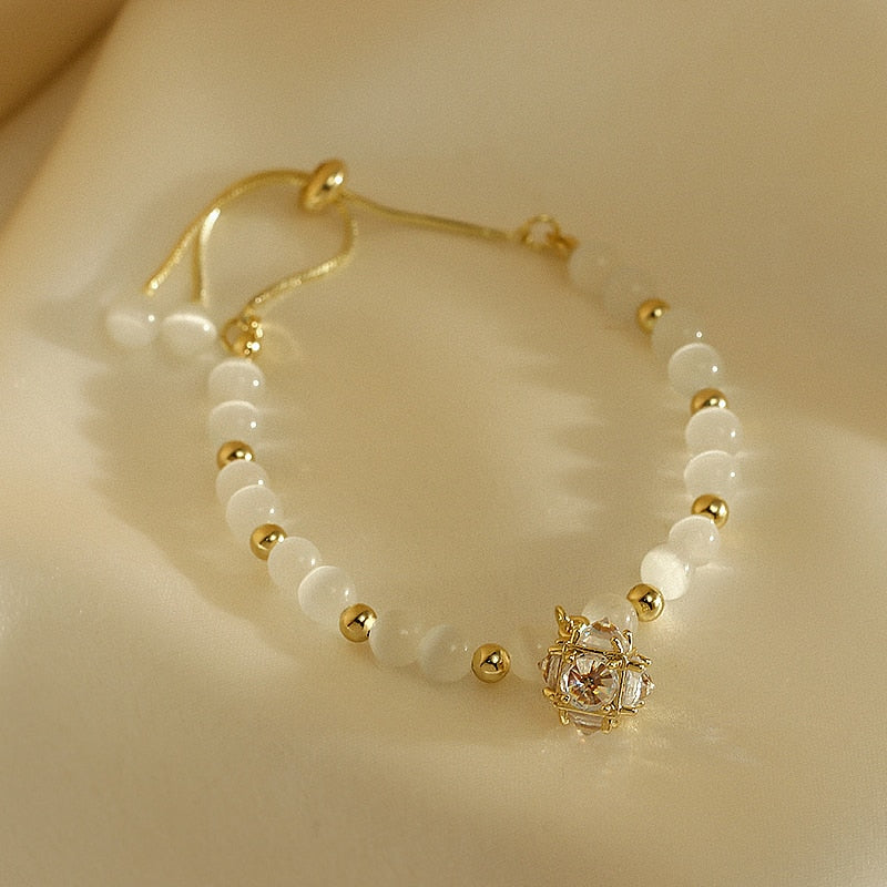 2021 New Advanced Simple Opals Charm Bracelets Korean Fashion Jewelry Geometric Zircon Pendant Accessories Bracelet For Woman