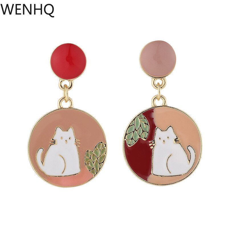 WENHQ Spring Style Green Leaf Cat Stud Clip on Earrings for Girl Sweet Temperament Gold Color Enamel Mosquito Coil Cuff Ear Clip